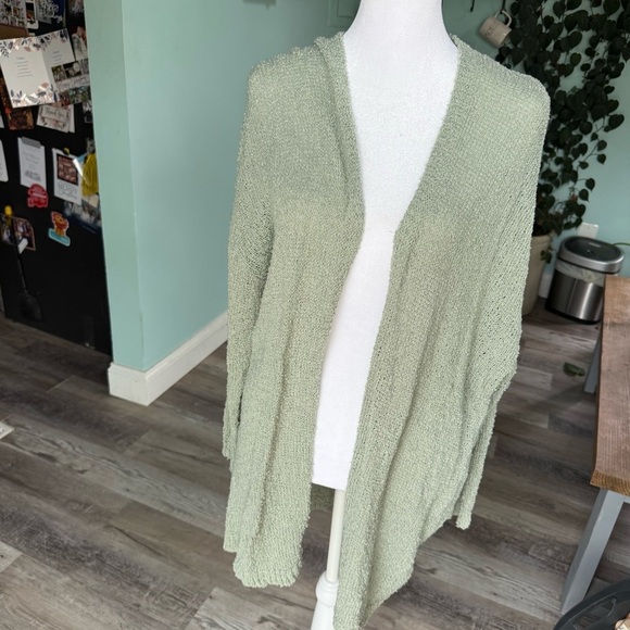 Confess Women's Light Green Open Knit Cardigan Sweater Size Medium - Picture 1 of 5